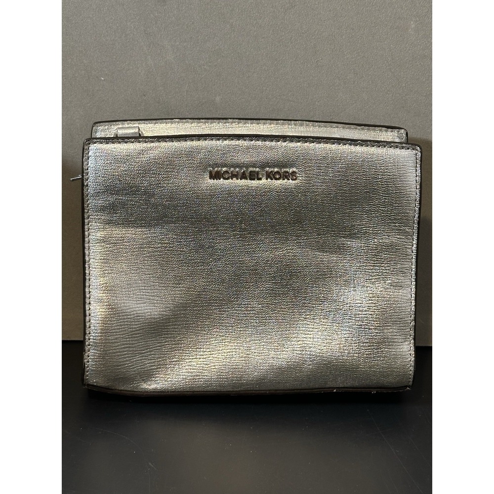 Michael Kors Silver‎ Purse (missing Strap )